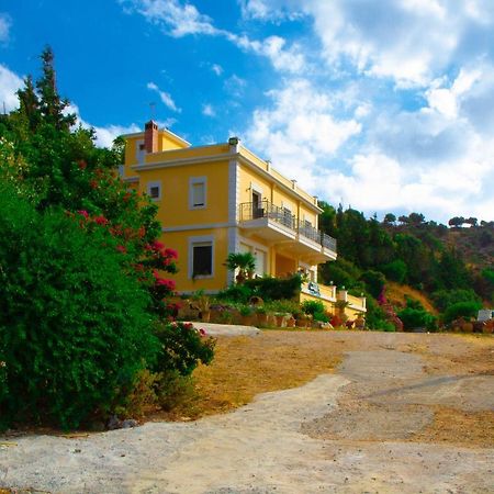 Olenia Residence Agia Pelagia Exteriör bild